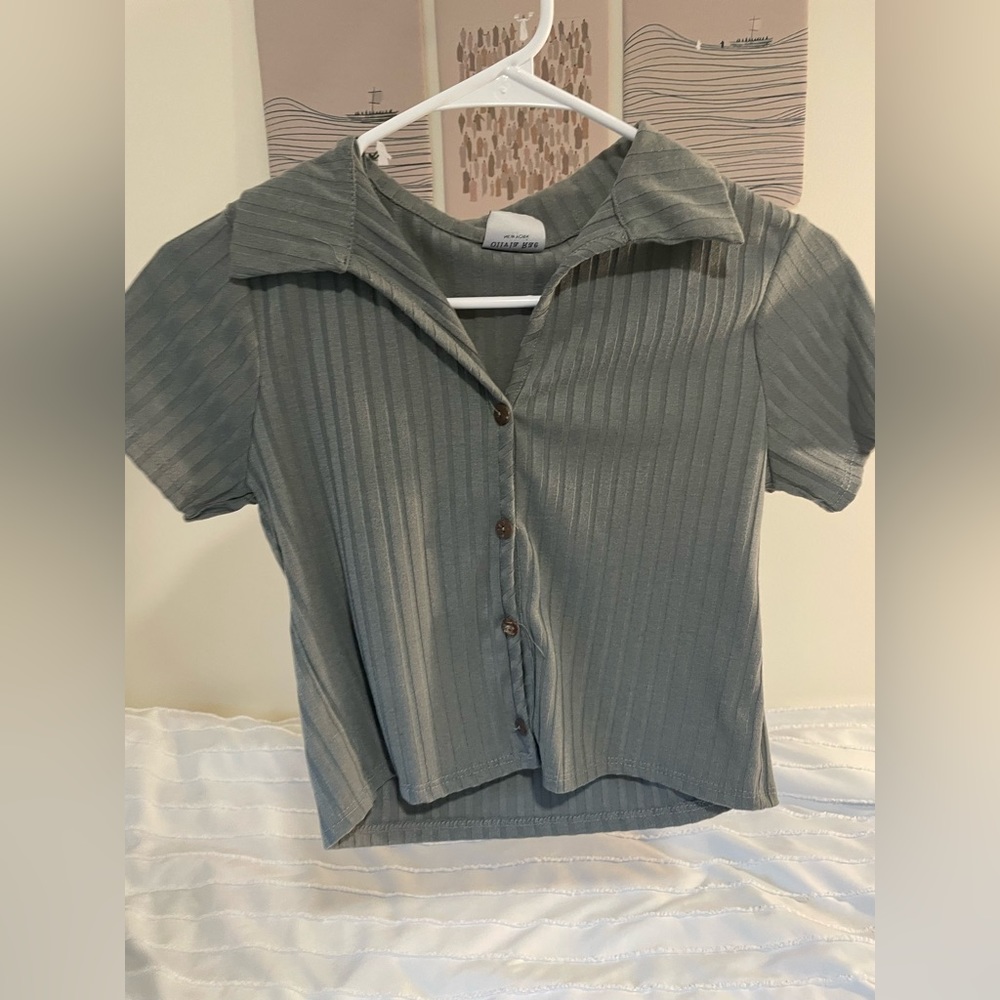 NEW forest green crop top, size small, Olivia Rae brand